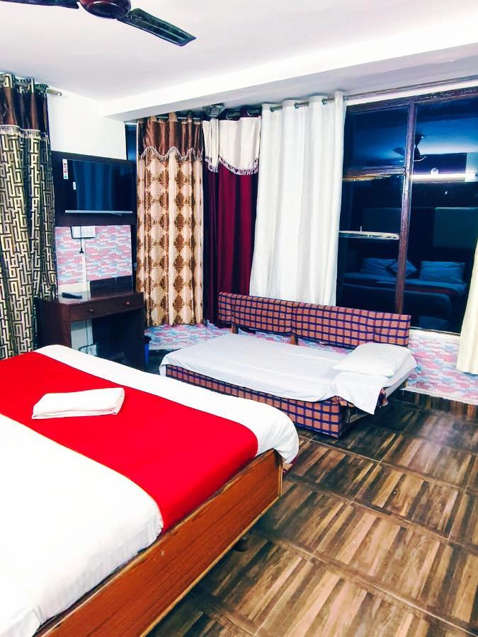 Hotel Holiday Dalhousie - Near Ghandhi Chowk Mall Road エクステリア 写真